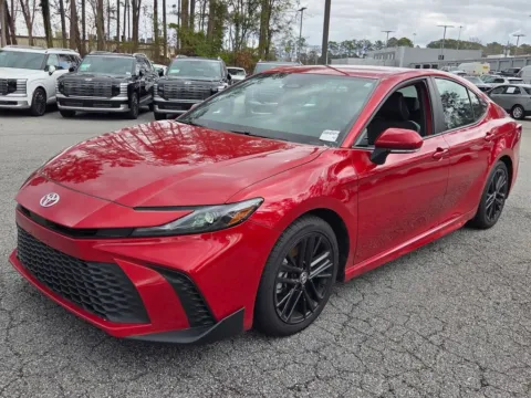 Another view of 2025 Toyota Camry SE for sale in Macon, GA at ALM CDJR Macon
