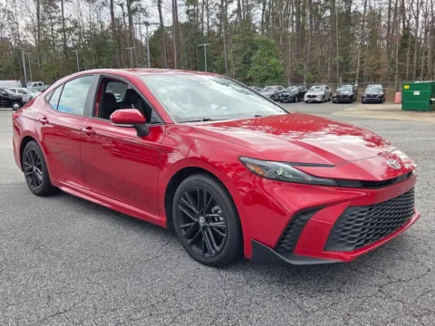 Black 2025 Toyota Camry SE for sale in Macon, GA