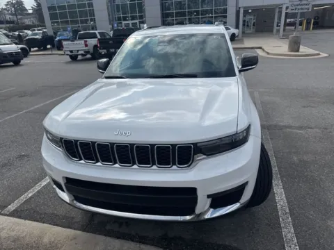 Photos of 2023 Jeep Grand Cherokee L Limited for sale in Macon, GA at ALM CDJR Macon