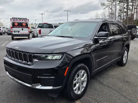 Another view of 2023 Jeep Grand Cherokee L Limited for sale in Macon, GA at ALM CDJR Macon