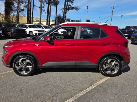 More photos of 2025 Hyundai Venue SEL at ALM CDJR Macon, GA