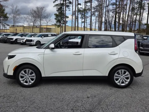 More photos of 2025 Kia Soul LX at ALM CDJR Macon, GA