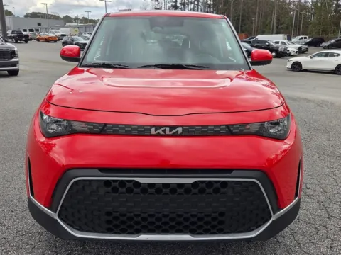 Photos of 2025 Kia Soul LX for sale in Macon, GA at ALM CDJR Macon