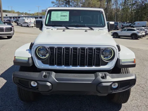 Photos of 2026 Jeep Gladiator Sport S for sale in Macon, GA at ALM CDJR Macon