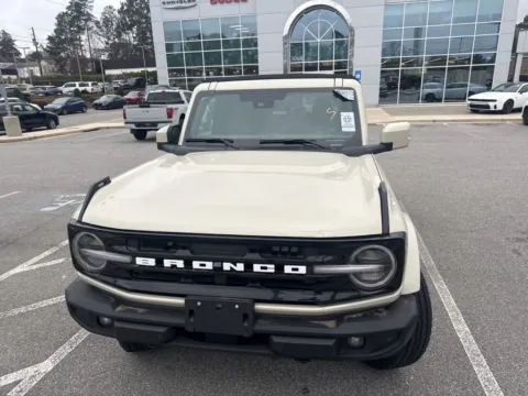 Photos of 2025 Ford Bronco Outer Banks for sale in Macon, GA at ALM CDJR Macon