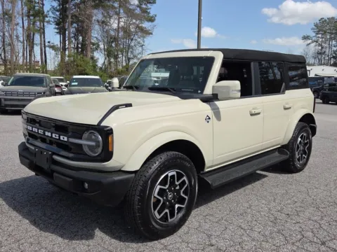 Another view of 2025 Ford Bronco Outer Banks for sale in Macon, GA at ALM CDJR Macon