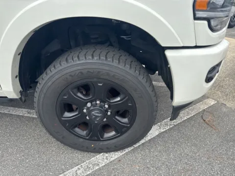 More photos of 2022 Ram 2500 Laramie at ALM CDJR Macon, GA