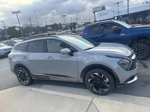 More photos of 2025 Kia Sportage SX-Prestige at ALM CDJR Macon, GA