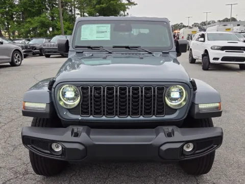 Photos of 2026 Jeep Gladiator Sport S for sale in Macon, GA at ALM CDJR Macon