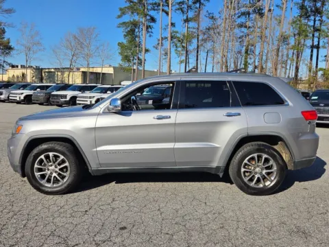 More photos of 2014 Jeep Grand Cherokee Limited at ALM CDJR Macon, GA