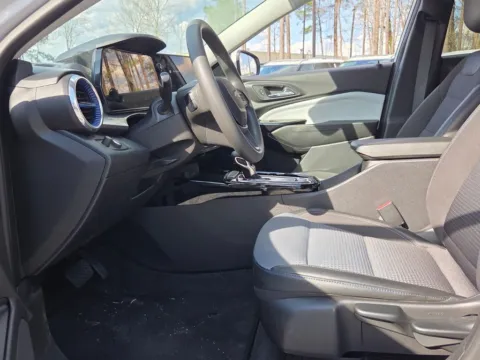 More photos of 2025 Chevrolet Trax LT at ALM CDJR Macon, GA