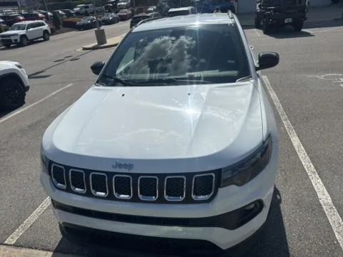 Photos of 2024 Jeep Compass Latitude for sale in Macon, GA at ALM CDJR Macon