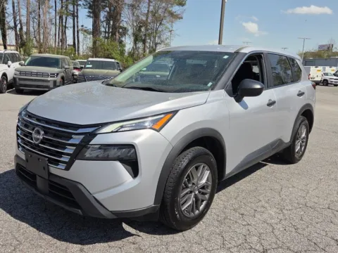 Another view of 2024 Nissan Rogue S for sale in Macon, GA at ALM CDJR Macon