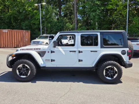 More photos of 2022 Jeep Wrangler Unlimited Rubicon at ALM CDJR Macon, GA
