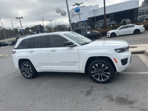 More photos of 2023 Jeep Grand Cherokee Overland 4xe at ALM CDJR Macon, GA