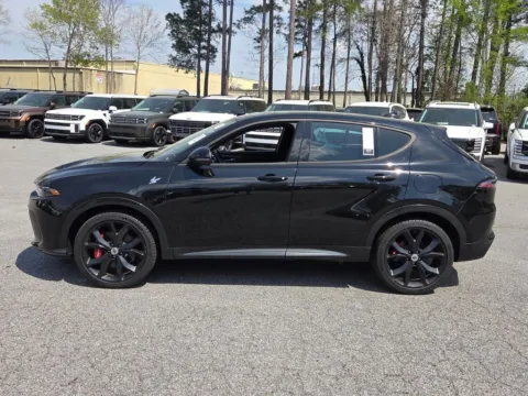 More photos of 2024 Dodge Hornet R/T Plus at ALM CDJR Macon, GA