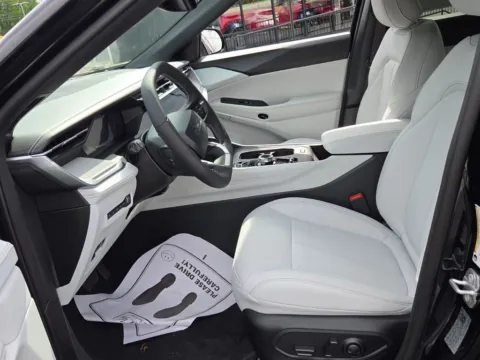 More photos of 2026 Jeep Cherokee Limited at ALM CDJR Macon, GA