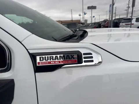 More photos of 2024 GMC Sierra 2500HD Denali at ALM CDJR Macon, GA