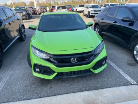 Another view of 2017 Honda Civic Si for sale in Macon, GA at ALM CDJR Macon