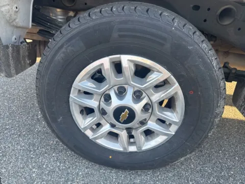 More photos of 2025 Chevrolet Silverado 2500HD LT at ALM CDJR Macon, GA