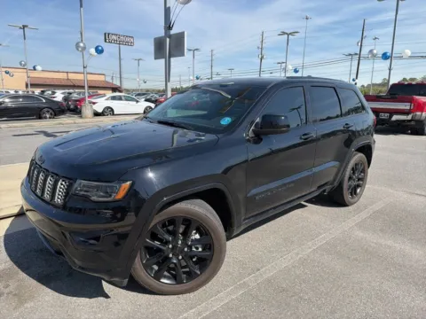 Black 2021 Jeep Grand Cherokee Laredo X for sale in Macon, GA