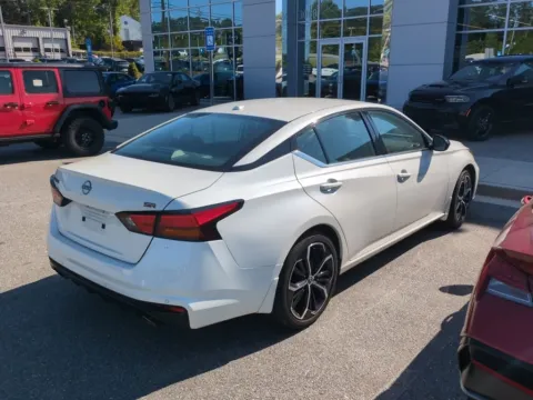 Another view of 2025 Nissan Altima 2.5 SR for sale in Macon, GA at ALM CDJR Macon