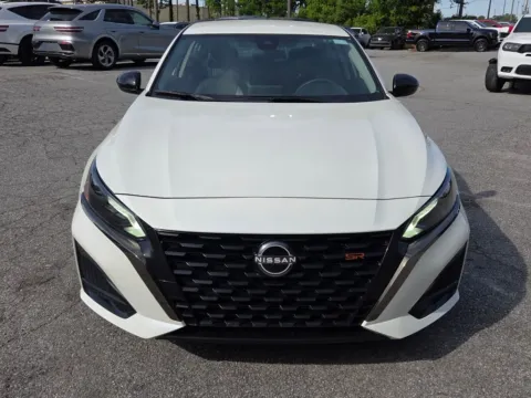 Photos of 2025 Nissan Altima 2.5 SR for sale in Macon, GA at ALM CDJR Macon