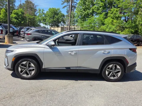 More photos of 2025 Hyundai Tucson SEL at ALM CDJR Macon, GA