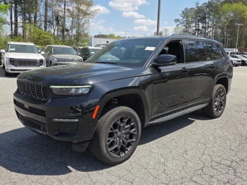 Another view of 2024 Jeep Grand Cherokee L Summit for sale in Macon, GA at ALM CDJR Macon