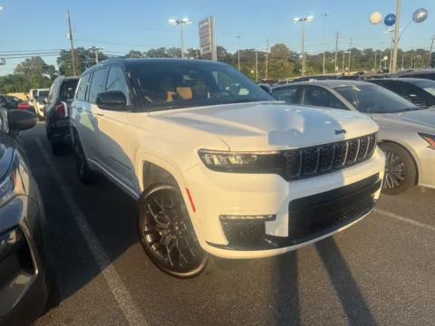Another view of 2024 Jeep Grand Cherokee L Summit for sale in Macon, GA at ALM CDJR Macon