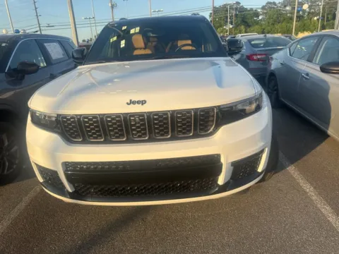 Photos of 2024 Jeep Grand Cherokee L Summit for sale in Macon, GA at ALM CDJR Macon