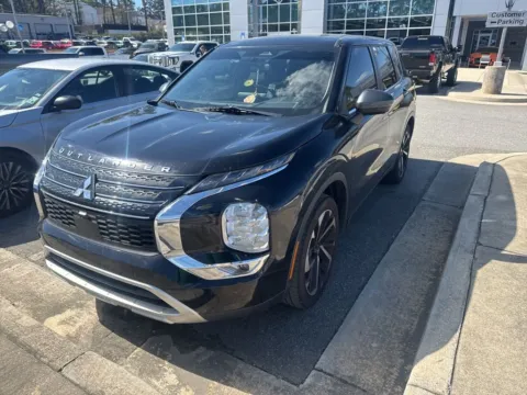 Silver 2022 Mitsubishi Outlander SE for sale in Macon, GA