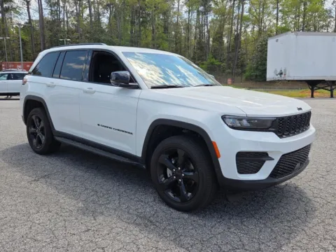 White 2024 Jeep Grand Cherokee Altitude X for sale in Macon, GA