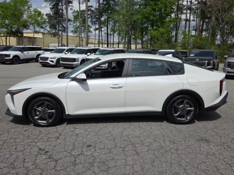 More photos of 2025 Kia K4 LXS at ALM CDJR Macon, GA