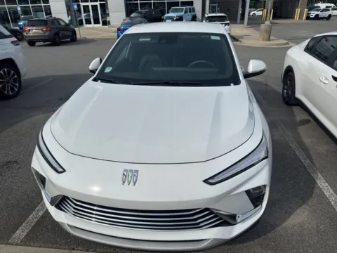 Photos of 2025 Buick Envista Preferred for sale in Macon, GA at ALM CDJR Macon