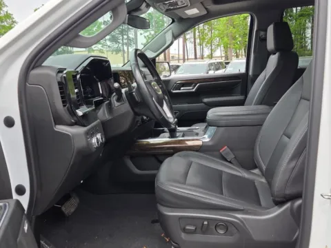 More photos of 2024 GMC Sierra 1500 Elevation at ALM CDJR Macon, GA