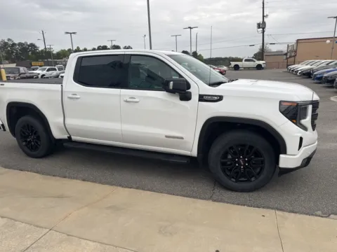 More photos of 2024 GMC Sierra 1500 Elevation at ALM CDJR Macon, GA