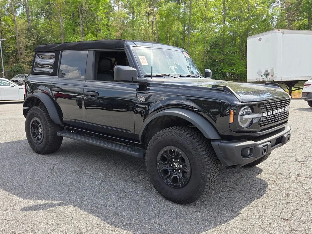 Black 2023 Ford Bronco Wildtrak for sale in Macon, GA