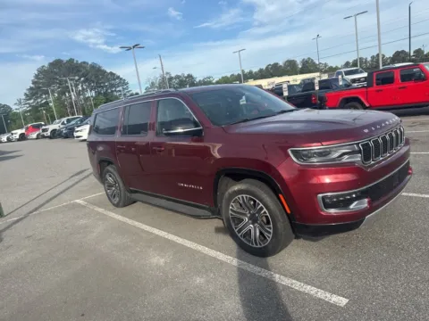 More photos of 2023 Jeep Wagoneer L Series II at ALM CDJR Macon, GA