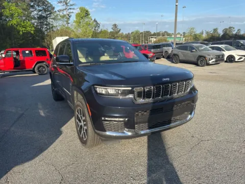Another view of 2025 Jeep Grand Cherokee L Limited for sale in Macon, GA at ALM CDJR Macon