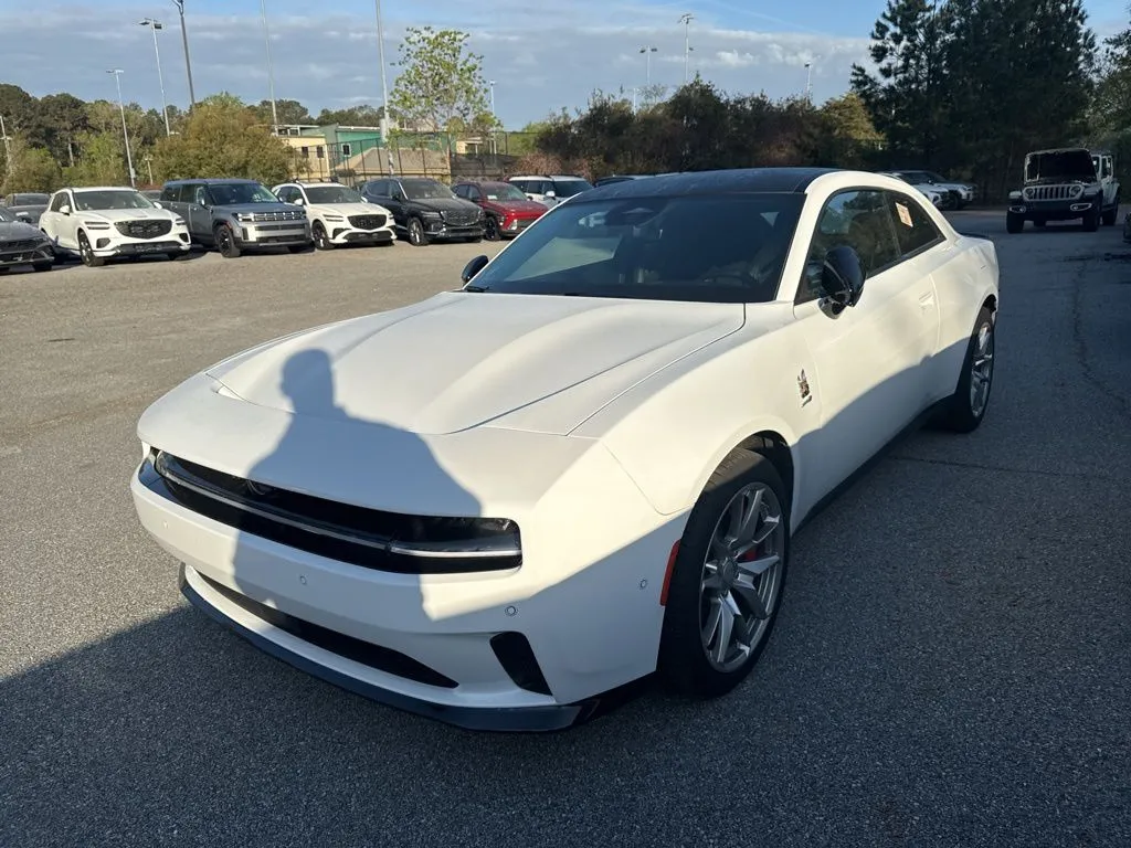 Used 2024 Dodge Charger Daytona Scat Pack with VIN 2C3CDBDK4RR206180 for sale in Lumberton, NC