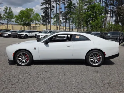 More photos of 2024 Dodge Charger R/T Scat Pack at ALM CDJR Macon, GA