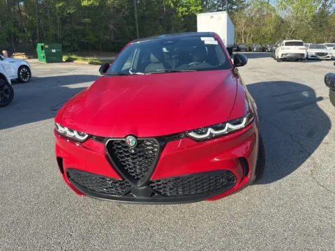 Photos of 2024 Alfa Romeo Tonale Veloce for sale in Macon, GA at ALM CDJR Macon