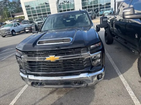 Photos of 2025 Chevrolet Silverado 2500HD LT for sale in Macon, GA at ALM CDJR Macon