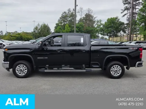 More photos of 2025 Chevrolet Silverado 2500 HD LT at ALM CDJR Macon, GA
