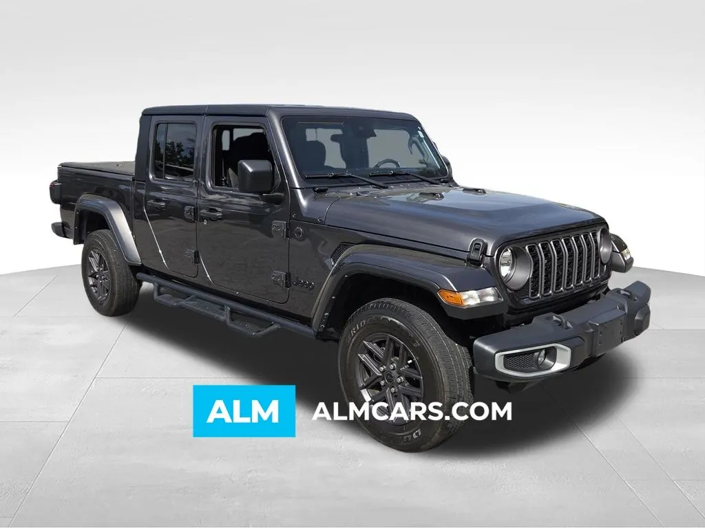 Unknown 2024 Jeep Gladiator Sport S for sale in Macon, GA