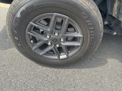 More photos of 2024 Jeep Gladiator Sport at ALM CDJR Macon, GA