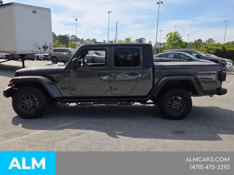 More photos of 2024 Jeep Gladiator Sport S at ALM CDJR Macon, GA