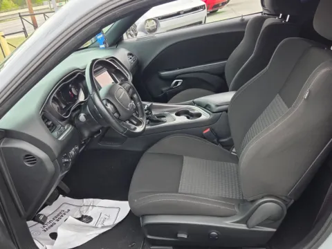 More photos of 2022 Dodge Challenger GT at ALM CDJR Macon, GA