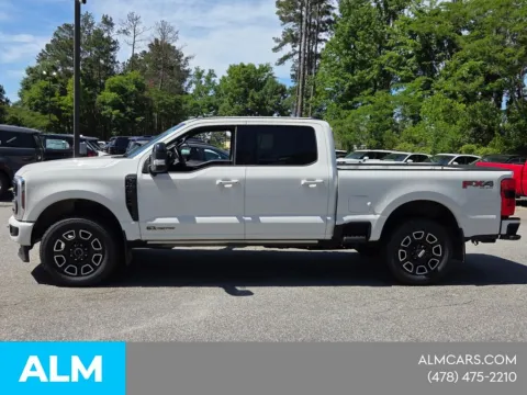 More photos of 2025 Ford F-250SD Platinum at ALM CDJR Macon, GA